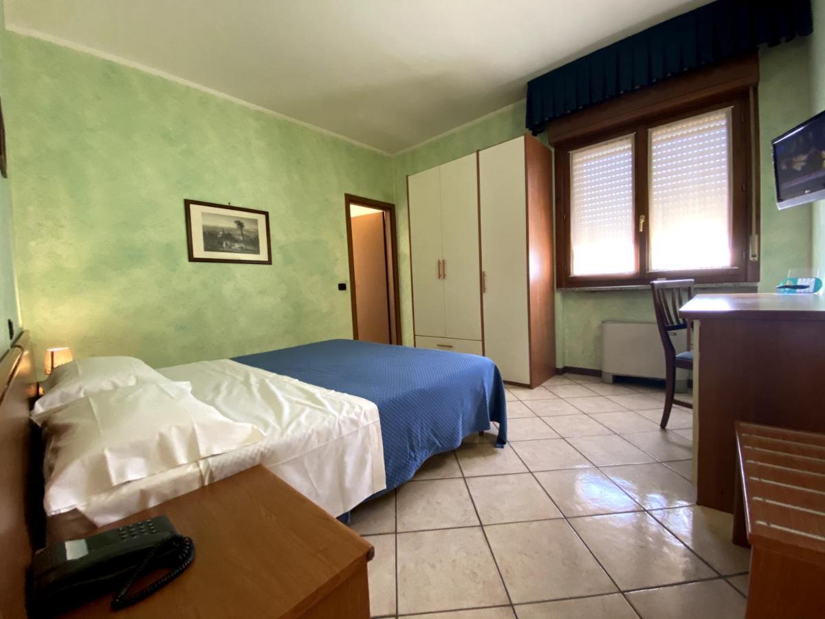 Sole Della Franciacorta - Hotel & Restaurant Capriolo Kültér fotó